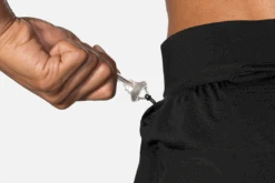 BROOKS Men's Sherpa 3" Split Short (001 - Black) -Shoes Fashion Store 211329 001 D3 Sherpa 3in Split Short