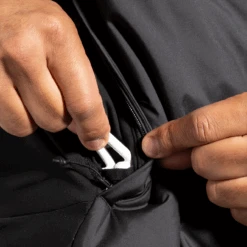 BROOKS Men's Shield Hybrid Vest 3.0 (001 - Black) -Shoes Fashion Store 211525 001 D2 Shield Hybrid Vest 3