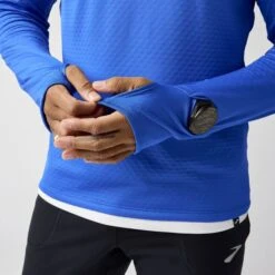 BROOKS Men's Notch Thermal Hoodie 3.0 (448 - Neo Blue) -Shoes Fashion Store 211569 448 d2 notch thermal hoodie 3 mens running hoodie