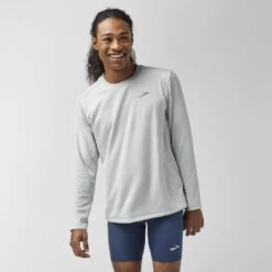 BROOKS Men's Notch Thermal Long Sleeve 3.0 (139 - Smoke)