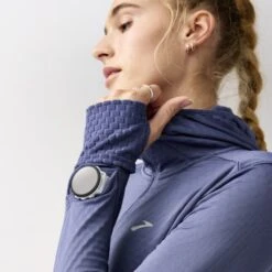 BROOKS Women's Notch Thermal Hoodie 3.0 (414 - Nightshadow) -Shoes Fashion Store 221738 414 d1 notch thermal hoodie 3 womens running hoodie