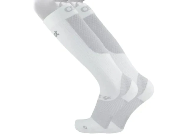 FS4+ COMPRESSION BRACING SOCKS White 1 FS4+ COMPRESSION BRACING SOCKS White