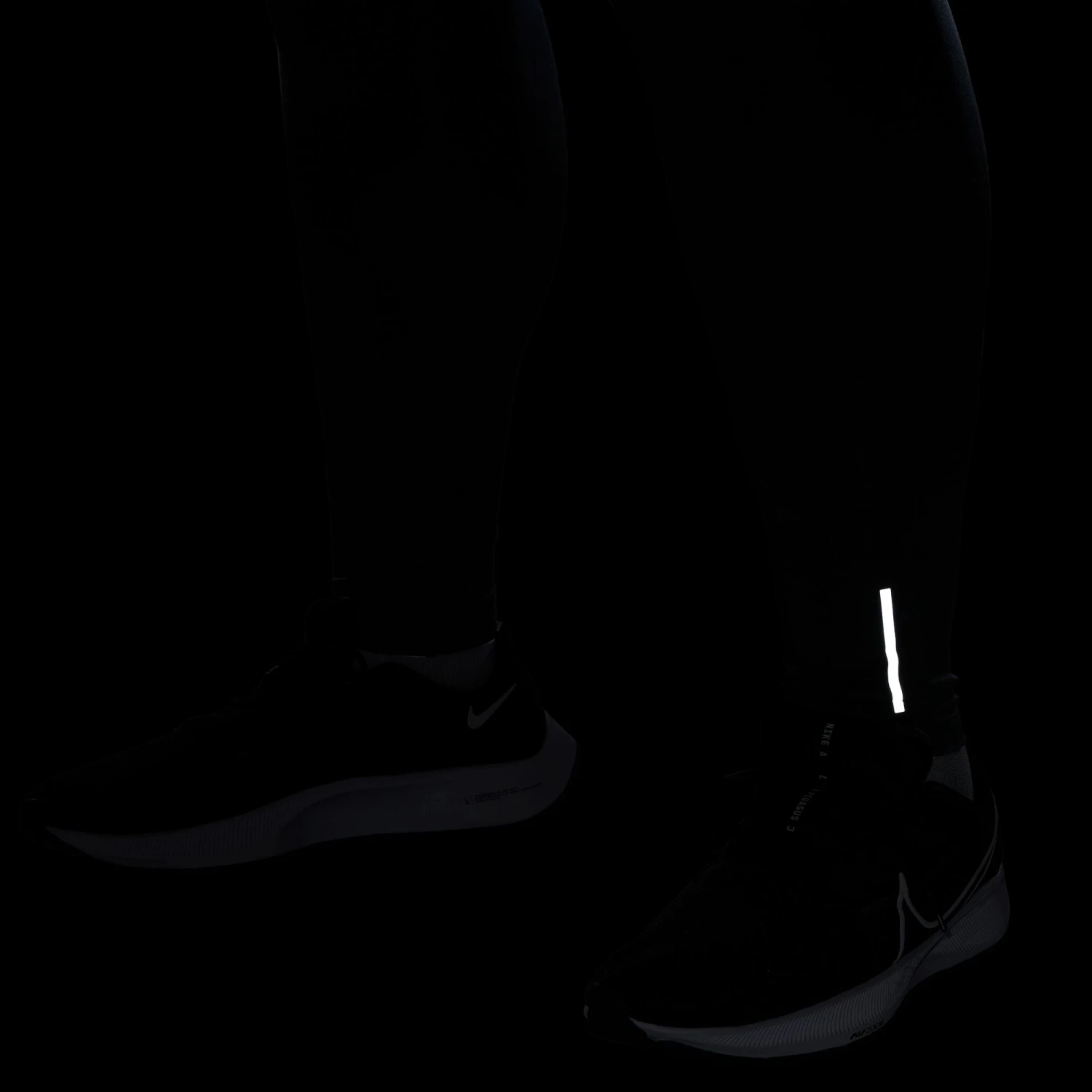 Nike Men's Phenom Dri-FIT Running Tights (010 - Black/Reflective Silver) 11 Nike Men's Phenom Dri-FIT Running Tights (010 - Black/Reflective Silver) - Image 11
