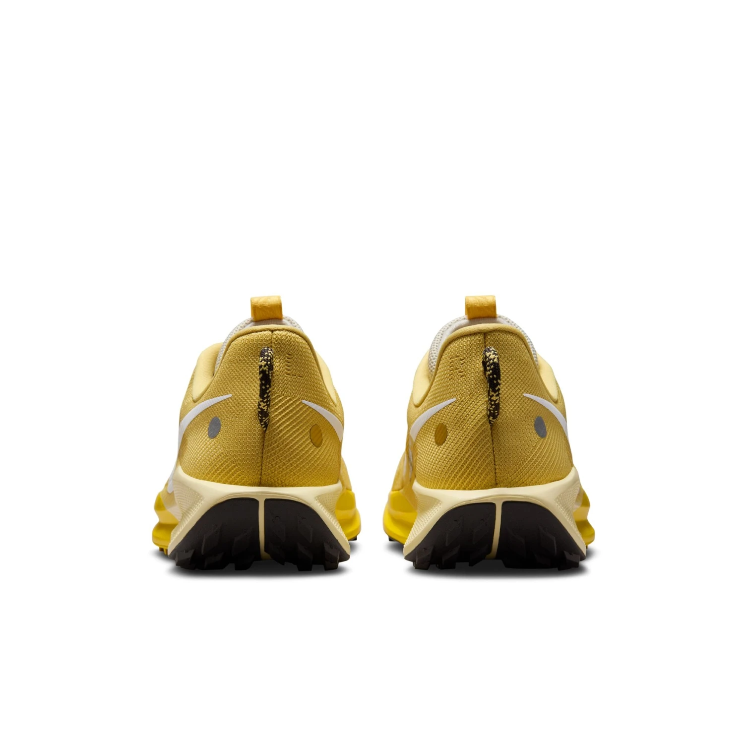 Nike Men’s React Pegasus Trail 5 (700 - Saturn Gold/White-Lightening-Alabaster) 6 Nike Men’s React Pegasus Trail 5 (700 - Saturn Gold/White-Lightening-Alabaster) - Image 6