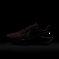 Nike Women’s React Pegasus Trail 5 (601 - Red Stardust/Mars Stone-Lilac Ice) -Shoes Fashion Store AURORA DV3865 601 PHSLH200 2000