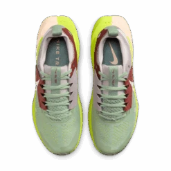 Nike Women’s Zegama Trail 2 (300 - Jade Horizon/Sail-Cyber-Crimson Tint) -Shoes Fashion Store AURORA FD5191 300 PHCTH001 2000