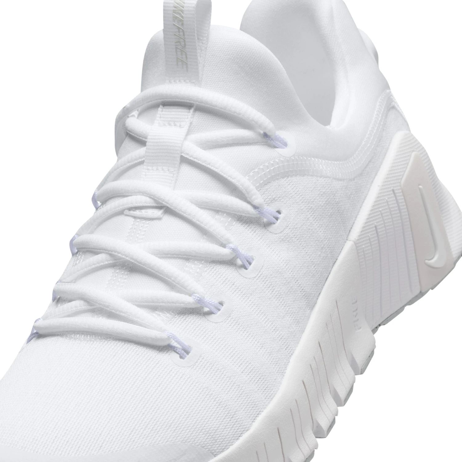 Nike Women's Free Metcon 6 (101 - White/Platinum Tint) 4 Nike Women's Free Metcon 6 (101 - White/Platinum Tint) - Image 4