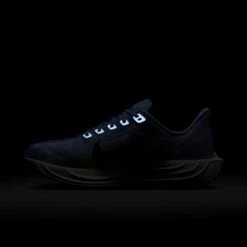 Nike Women’s Pegasus Plus (402 - Aluminum/Black-Royal Pulse-White) -Shoes Fashion Store AURORA FQ7261 402 PHSLH201 2000