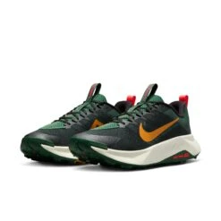 Nike Men’s Wildhorse 10 (005 - Black/Desert Ochre-Fir-Bright Crimson) -Shoes Fashion Store AURORA FV2338 005 PHCFH001 2000