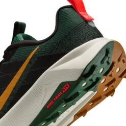 Nike Men’s Wildhorse 10 (005 - Black/Desert Ochre-Fir-Bright Crimson) -Shoes Fashion Store AURORA FV2338 005 PHSYD002 2000