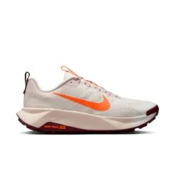 Nike Men’s Wildhorse 10 (102 - Sail/Hyper Crimson-Silt Red)