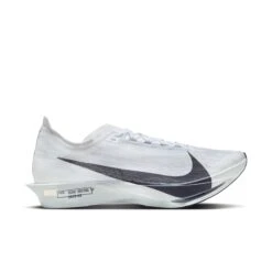 Nike Unisex Streakfly 2 (100 - White/Gridiron-Obsidian Mist)