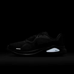 Nike Men’s Structure 26 (001 - Black/Black-Iron Grey) 23 Nike Men’s Structure 26 (001 - Black/Black-Iron Grey) -Shoes Fashion Store AURORA HJ1102 001 PHSLH200 2000