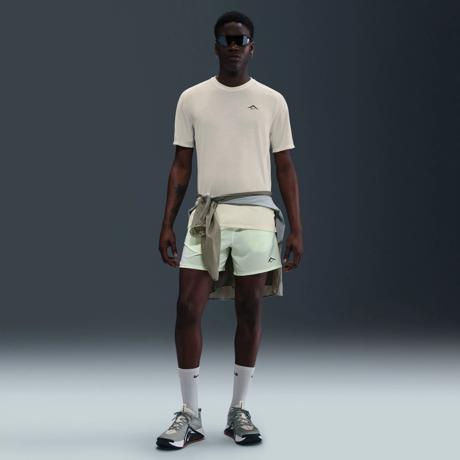 Nike Men's Solar Chase Dri-FIT ADV Short-Sleeve Running Top (133 - Solar Chase) 7 Nike Men's Solar Chase Dri-FIT ADV Short-Sleeve Running Top (133 - Solar Chase) - Image 7