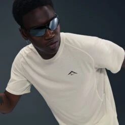 Nike Men's Solar Chase Dri-FIT ADV Short-Sleeve Running Top (133 - Solar Chase) 12 Nike Men's Solar Chase Dri-FIT ADV Short-Sleeve Running Top (133 - Solar Chase) -Shoes Fashion Store AURORA HJ3580 133 PHSYMG03 2000