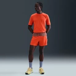 Nike Men's Solar Chase Dri-FIT ADV Short-Sleeve Running Top (633 - Picante Red/Black) -Shoes Fashion Store AURORA HJ3580 633 PHSFMG01 2000