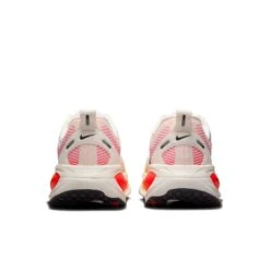 Nike Women's Vomero 18 (100 - Sail/Black-Bright Crimson-Laser Orange) -Shoes Fashion Store AURORA HM6804 100 PHCBH000 2000