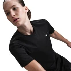 Nike Women's Swift Dri-FIT Short-Sleeve Running Top (010 - Black/Reflective Silver) -Shoes Fashion Store AURORA HM9698 010 PHSYM003 2000
