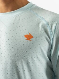 Men's Ice Perf Tee SS (Blue Glow) -Shoes Fashion Store DSC00495 3 2048x 89cc5830 c183 4b8b 9c7f dea5c0e7d8f5