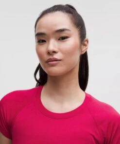 Lululemon Women's Swiftly Tech Short-Sleeve Shirt 2.0 *Hip Length (Pink Dragonfruit) 6 Lululemon Women's Swiftly Tech Short-Sleeve Shirt 2.0 *Hip Length (Pink Dragonfruit) -Shoes Fashion Store LW3DFMS 070720 4