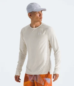The North Face Men’s Sunriser Long-Sleeve (White Dune) 6 The North Face Men’s Sunriser Long-Sleeve (White Dune) -Shoes Fashion Store NF0A8BBNQLI MODEL34
