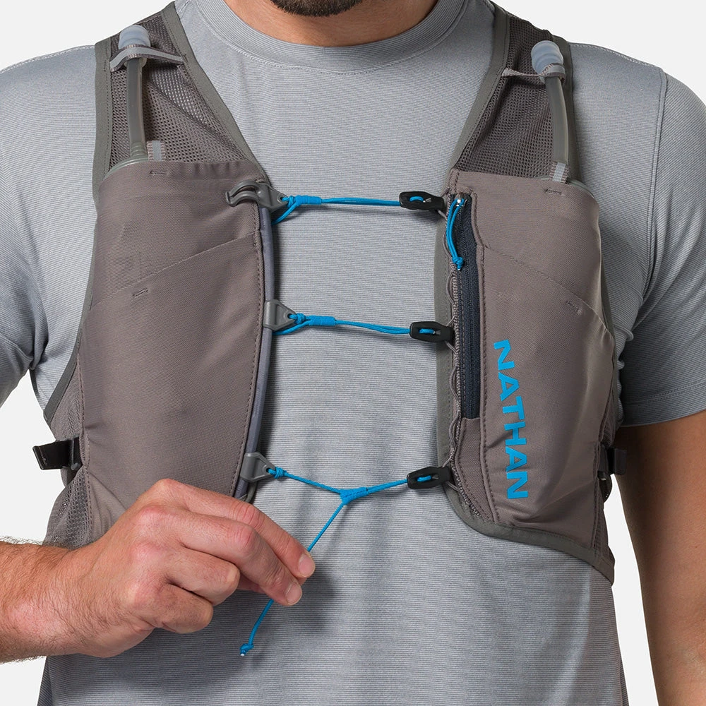 Nathan Pinnacle Breeze 4 Liter Hydration Race Vest (Charcoal/Electric) 7 Nathan Pinnacle Breeze 4 Liter Hydration Race Vest (Charcoal/Electric) - Image 7