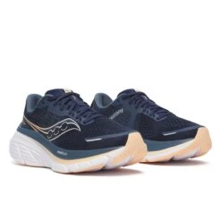 Saucony Women's Guide 18 (162 - Navy/Apricot) -Shoes Fashion Store S10998 162 2